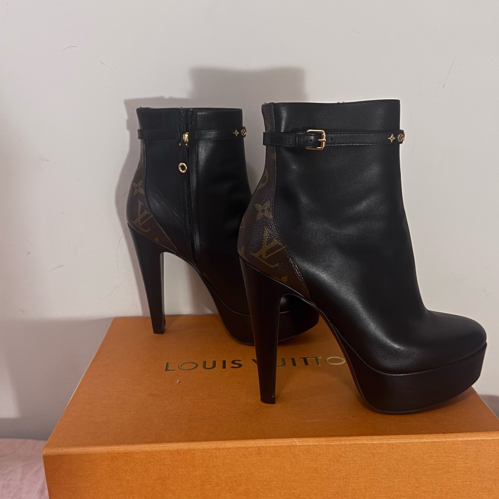 Louis Vuitton Calfskin Monogram Afterglow Platform Ankle Boots 37 - Picture 7 of 8